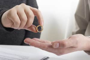 washington divorce lawyer-handing over wedding read during divorce proceedings