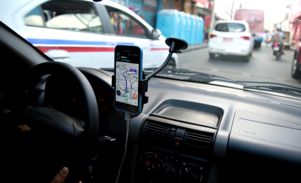 Uber Accident Lawyer Fairfax VA - Uber application driver
